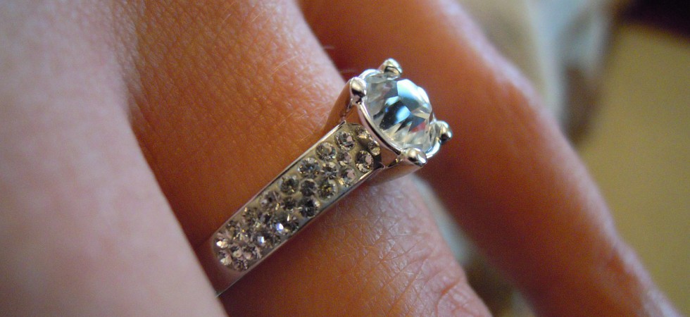 Idealne pierścionki zaręczynowe z brylantami