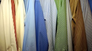 Jakie ubrania powinny znaleźć się w męskich szafach?
